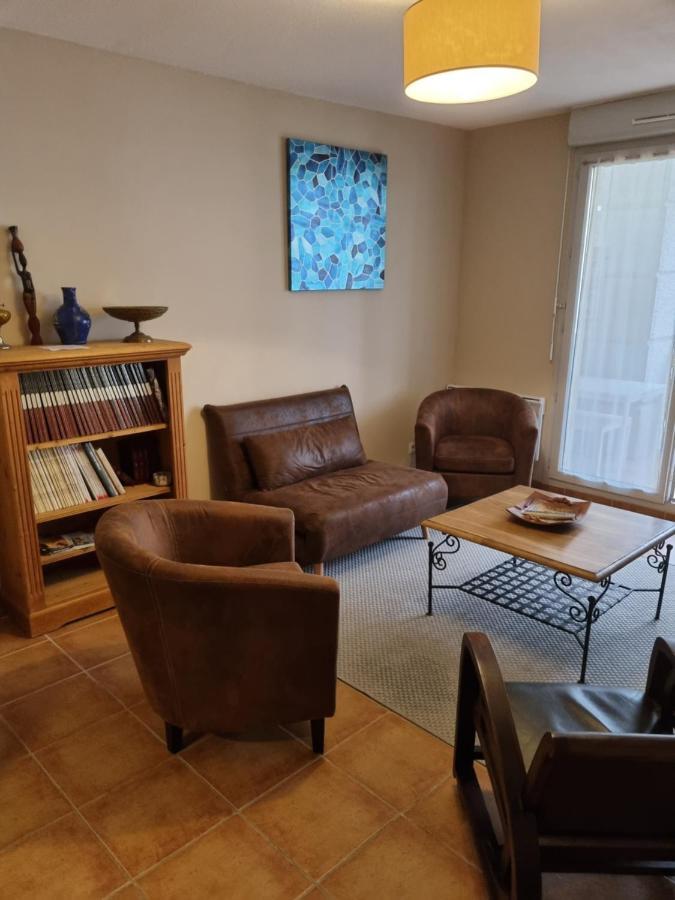 Appartement 1 Chambre Avec Piscine Uzès Екстериор снимка